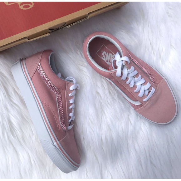 ⚡️Custom Bling Old Skool Vans (Pink)⚡️ - Picture 3 of 6